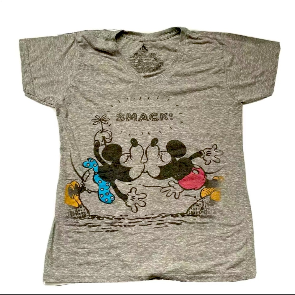 Mickey & Minnie Mouse Kissing "Smack" Women's Tee
